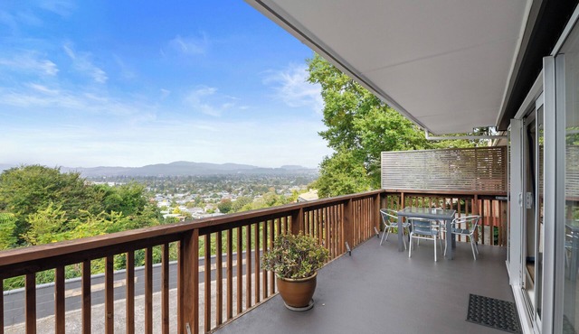 Skyline Staycation - Rotorua Holiday Home
