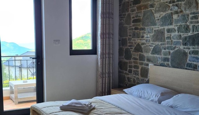 Sofra e Shpatit Hotel