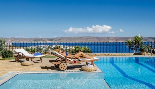 Sounio Villa