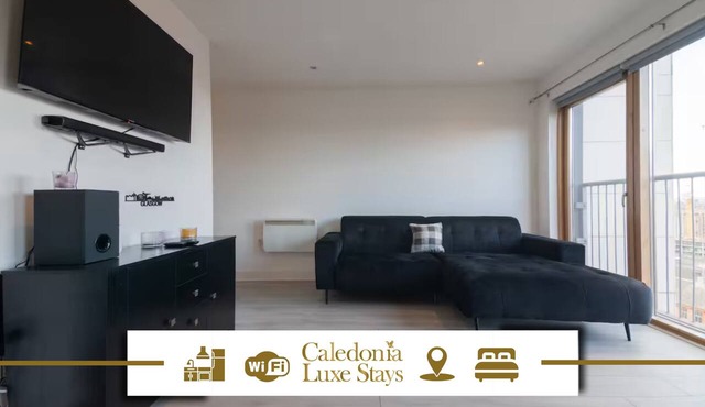 Spacious 2BR Flat on Argyle St | Caledonia Stay