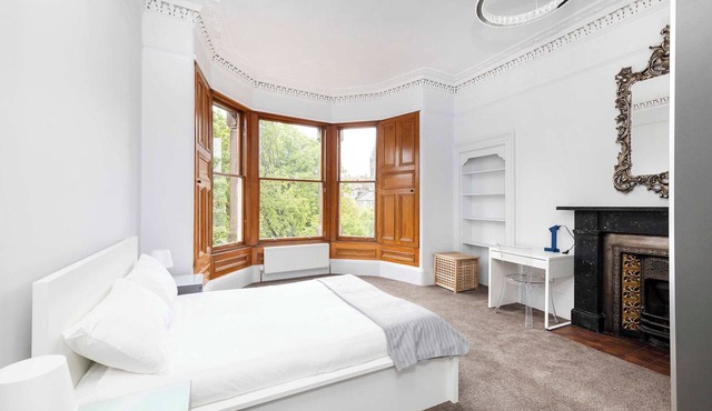 Spacious City-Centre Home with Garden Access