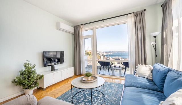 Stay Beyond the Bosphorus #4