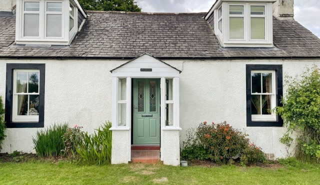 Strathannan: A Charming Retreat