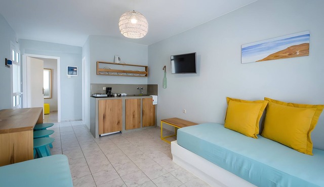 Studio Apartment 'Irene Standard Double 10' with Sea View, Wi-Fi and Air Conditioning