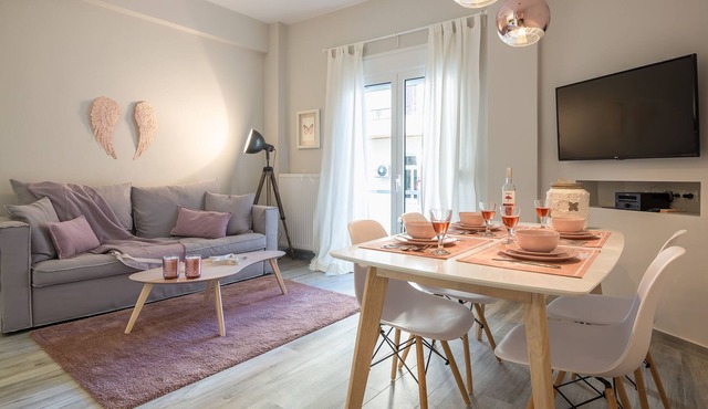 “Sunbow Earth” - One bedroom Cozy new Apt in Dowtown Athens!