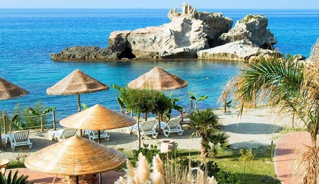 Sunshine Beach Resort