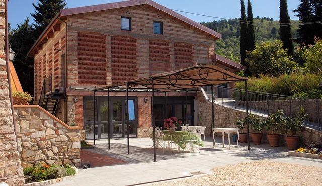 Super-modern studio on the hills of Florence, Tuscany
