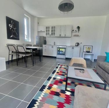 Tale beachfront flat