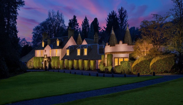 Thackray House