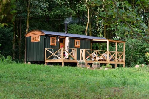 The Green Wagon at FINGLEN with gorgeous Outdoor Bath