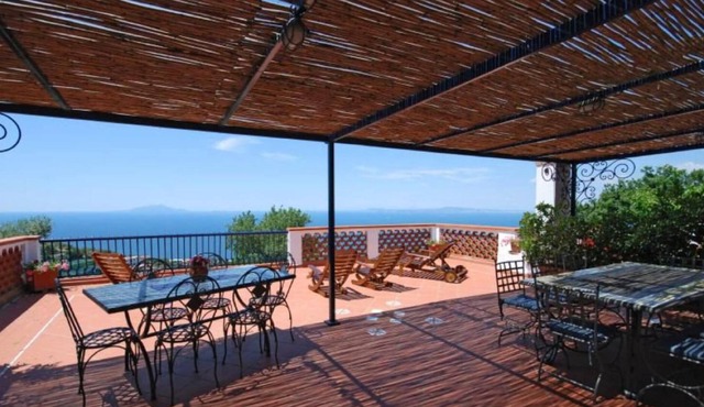 The Hydrangeas Wonderful Villa in the heart of the Sorrento coast with swimming pool
