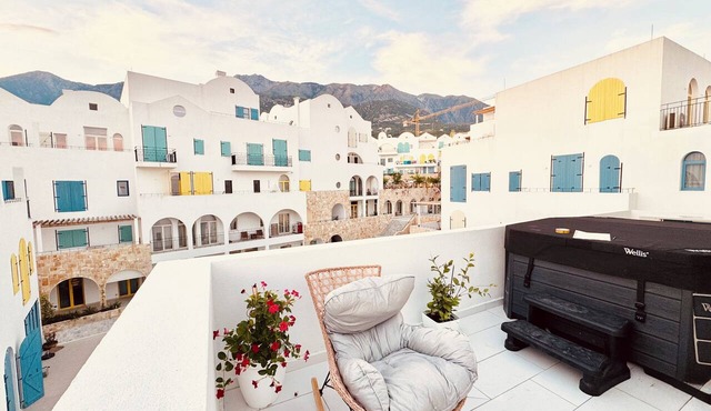The Penthouse Santorini Residence Drymadhes Dhermi with Private Jacuzzi