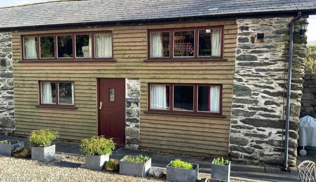 Tithe Barn 2 - Abercelyn Cottages - Llanycil - Bala - Gwynedd - LL23 7YF - UK in Llanycil