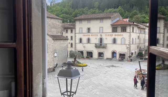 Tranquil 2-Bedroom Apartment in Historic Bagno di Romagna in Bagno di Romagna