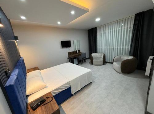 Trio Palace