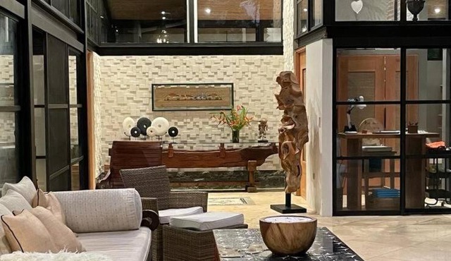 Tropical Modern Masterpiece