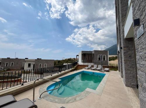 Turquoise Poolside Thymus Resort 34-1