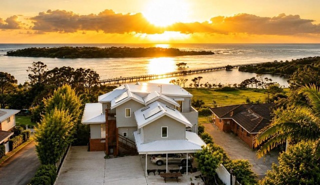 Urunga Magic.