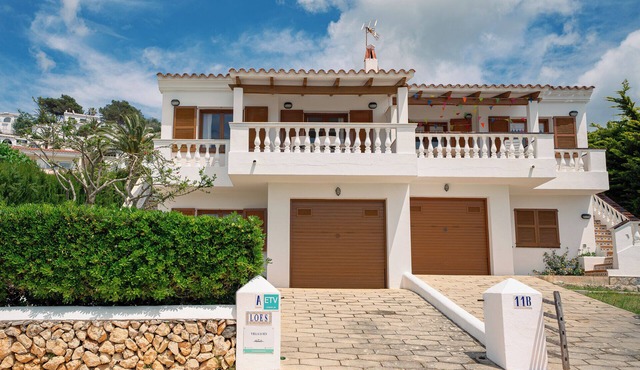 V11BA | Villa Loes - Three Bedroom Villa, Sleeps 6