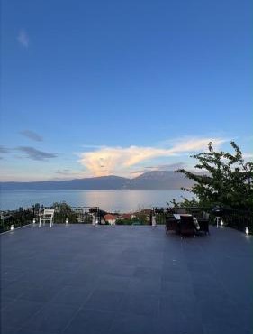 Vila 4 Stinet