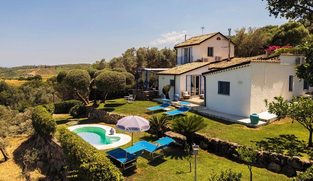 Villa Acquaro Santa Caterina Dello Ionio with Pool