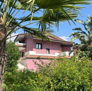Villa Cocomerara Tas24