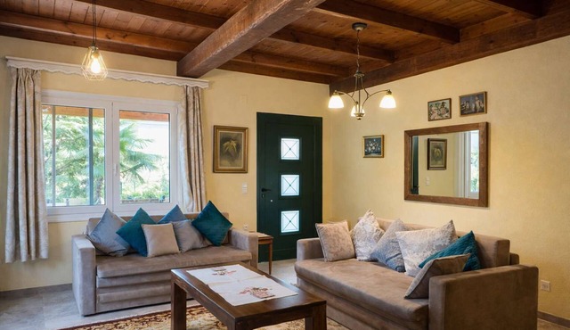 Villa Dorothy 360 - Mountain Escape in Polydrosos
