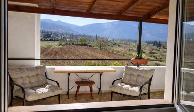 Villa Dorothy - Mountain View Retreat, Polydrosos