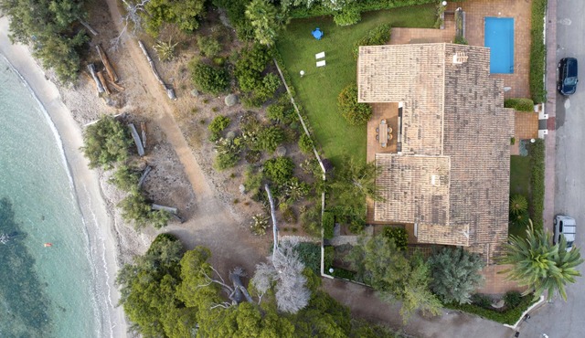 VILLA ES PINARO - BEACH FRONT by Interhome