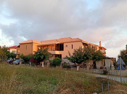 Villa Fotis