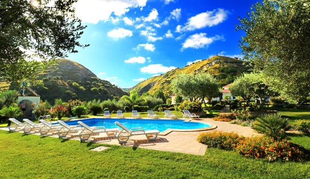 Villa Garden