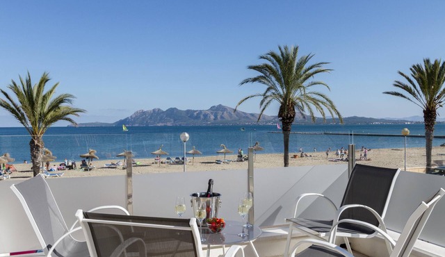 VILLA HOLLAND (7 pax) (Ref. PP01