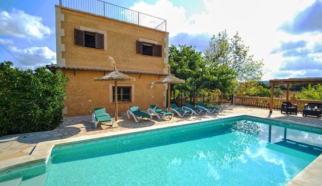 Villa in Manacor with Pool and Tennis Court