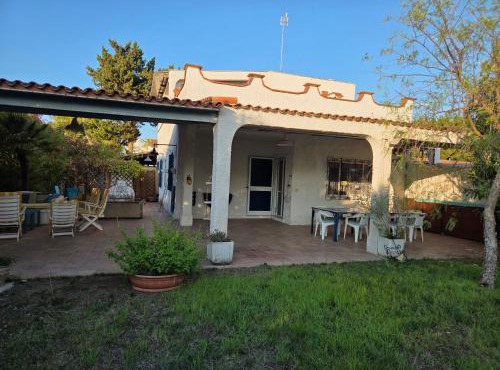 Villa Mayla
