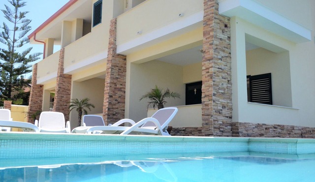 Villa Paglianiti - Your Family Residence
