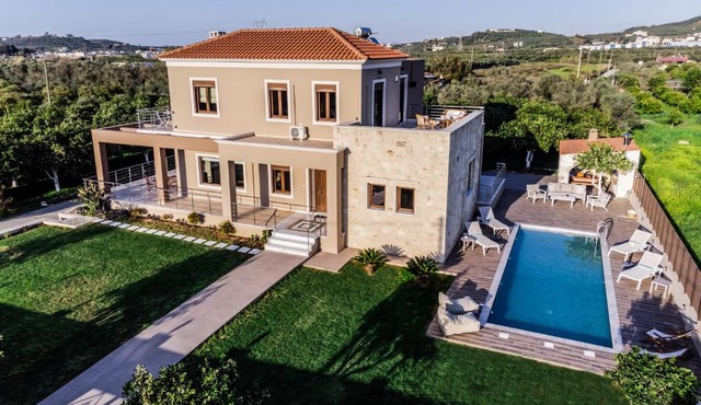 Villa Pervoli