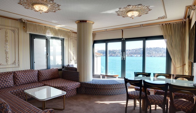 VIP Suites Bosphorus And Bridge Viewing 3+1