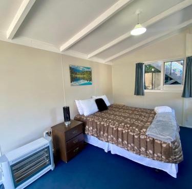 Waterfront, Handy Location, Affordable, Unit 5 - KK91645