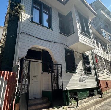 WOODEN House ÜSKÜDAR