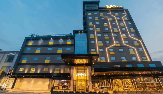 Yello Hotel Harbour Bay Batam