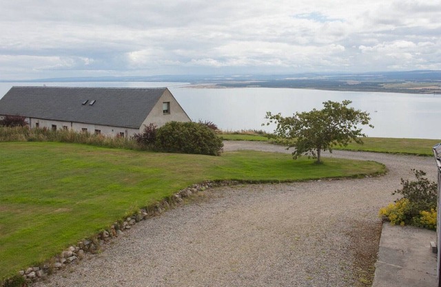 2 bedroom accommodation in Rosemarkie