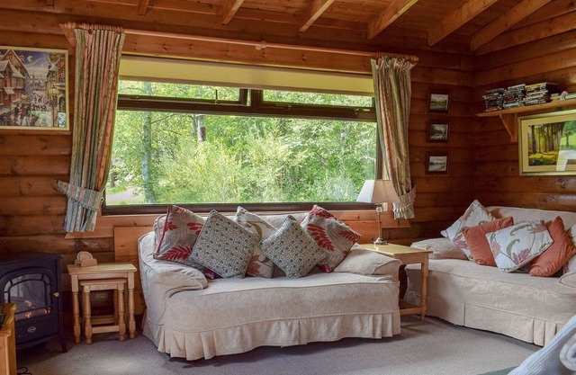 3 bedroom accommodation in Strathyre, near Callander