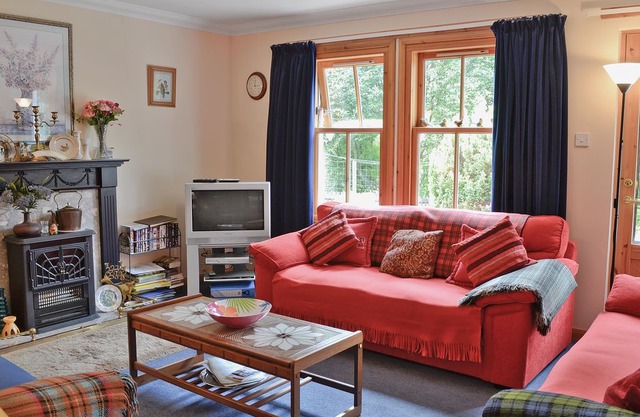 4 bedroom accommodation in Braemar