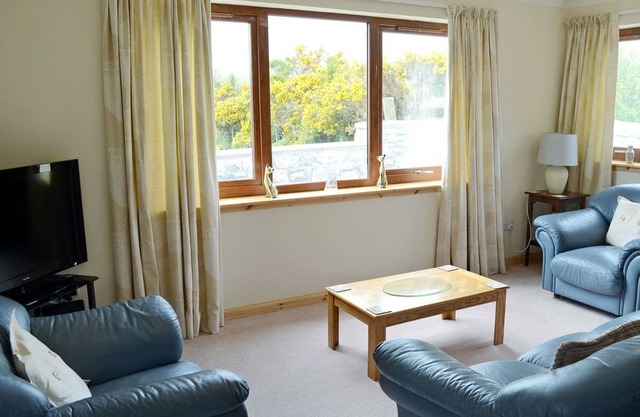 4 bedroom accommodation in Brora