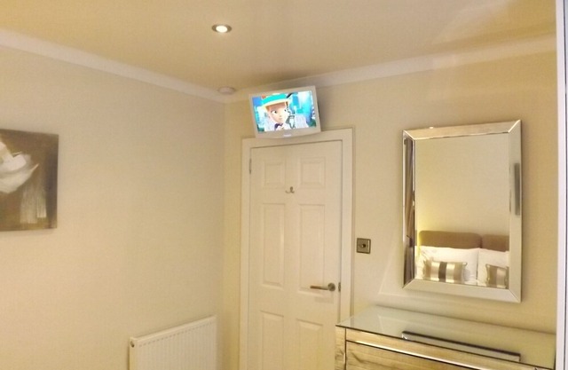 4 Star Sherbrooke One-Bedroom Apartment, Pollokshields, Glasgow - Quiet Location
