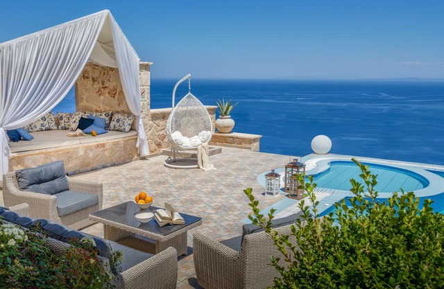 4BR Emerald Deluxe Villa w/ Coast view