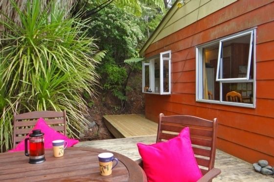 Campbells Beach Hideaway - Campbells Beach Bach
