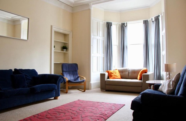 Central Marchmont 3 Bedroom Flat
