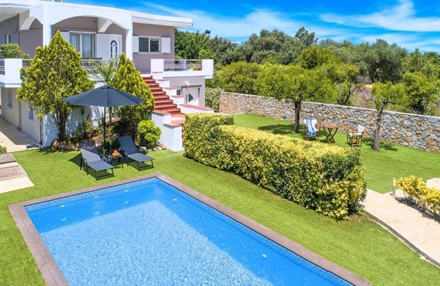 Chania City Villa Heated Pool