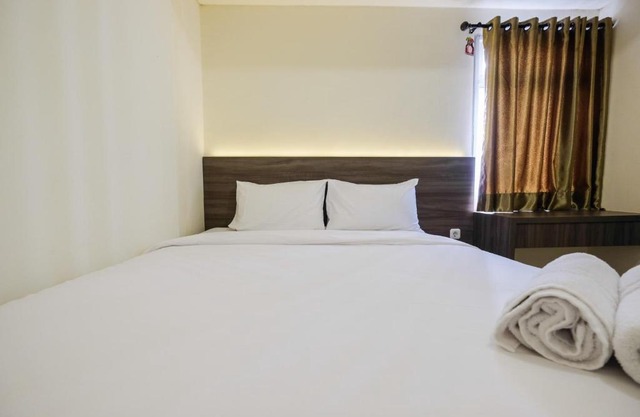 Comfy 2BR at Green Lake Sunter Apartment By Travelio
